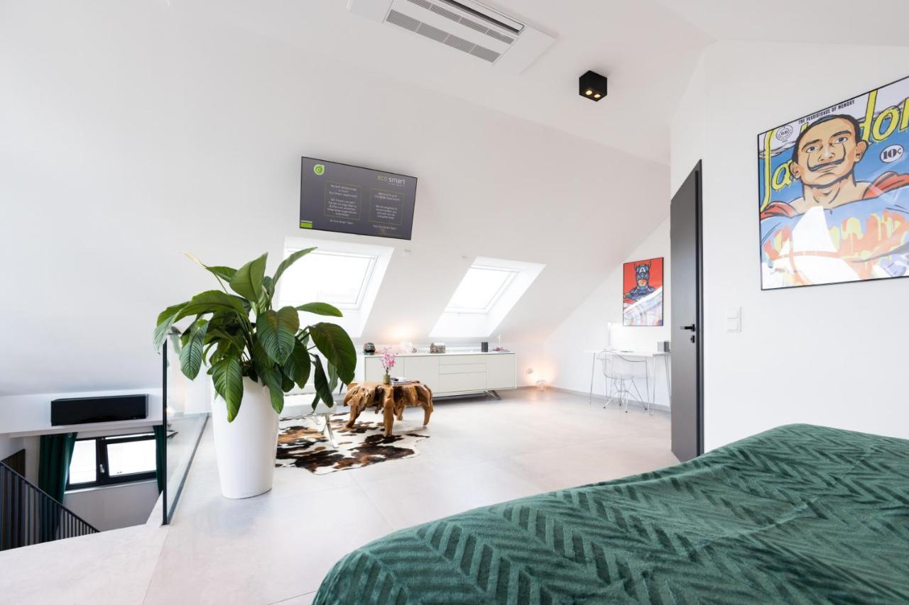 The Penthouse At Eco Smart Apartments Нюрнберг Екстериор снимка