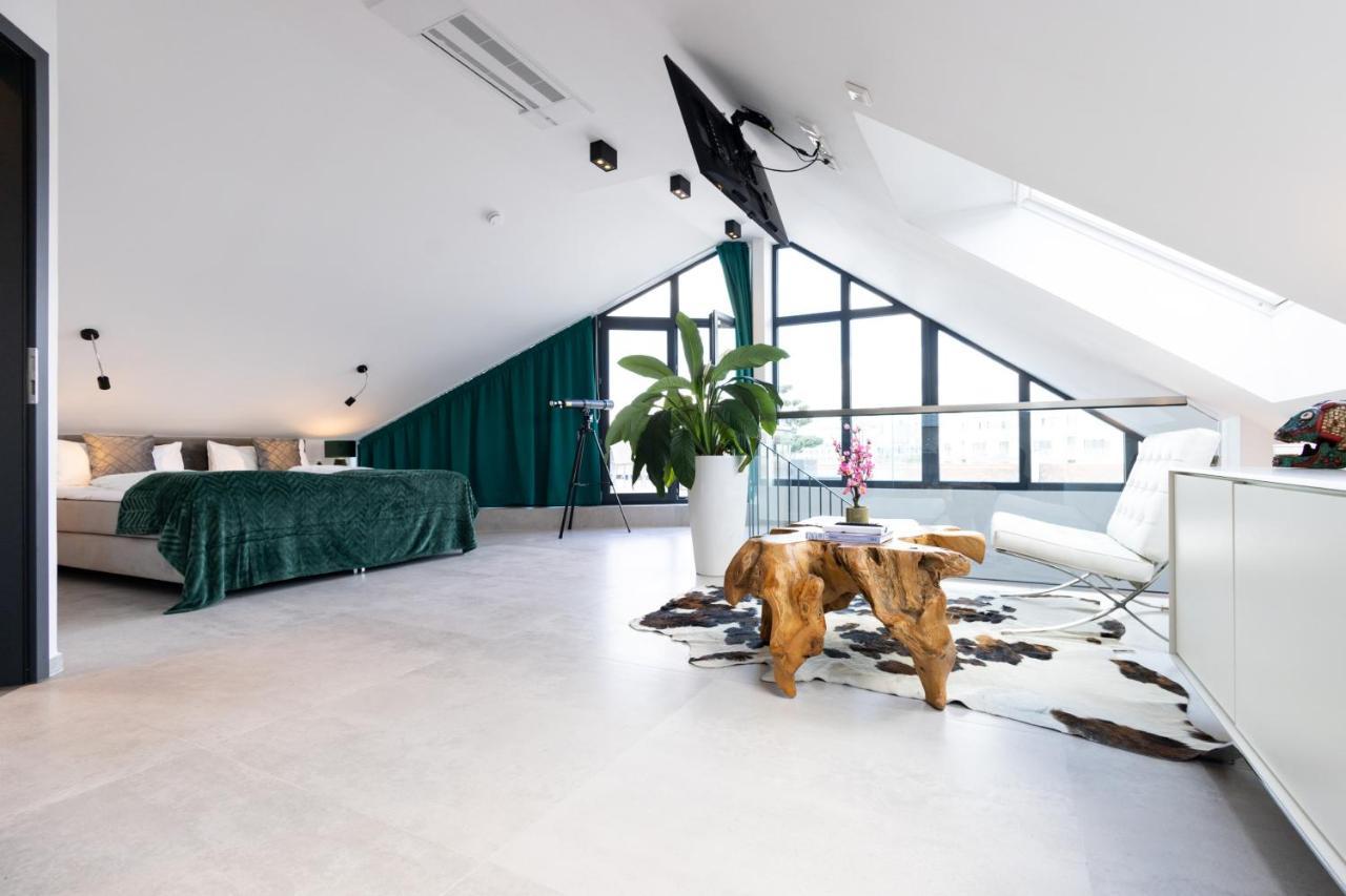 The Penthouse At Eco Smart Apartments Нюрнберг Екстериор снимка